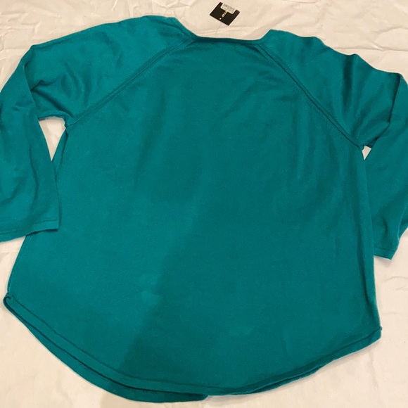 Lightweight Sweater - Picture 4 of 8